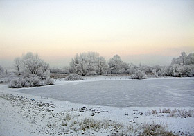 Awakening ice landscape near the Oude Waal