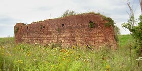 Remaining walls of the Ooijse field oven of the brick factory built in 1872